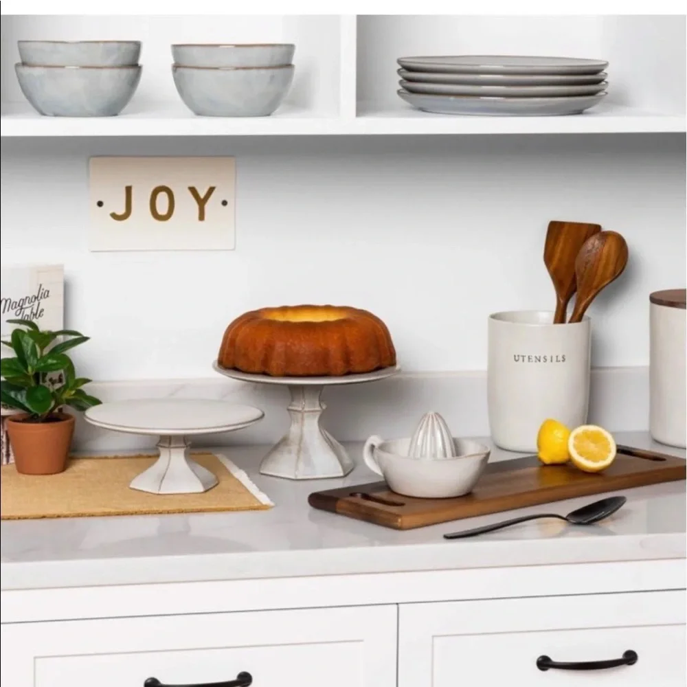Hearth & Hand utensils canister